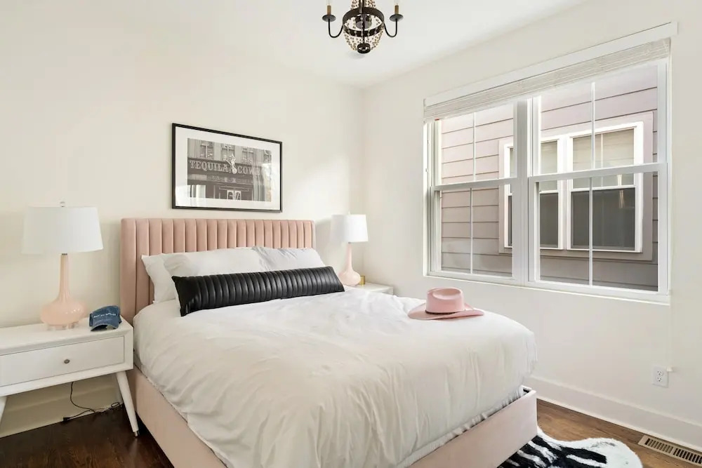 Hart Suite 11 by Avantstay Gorgeous Town House w/ Modern Amenities in Nashville!