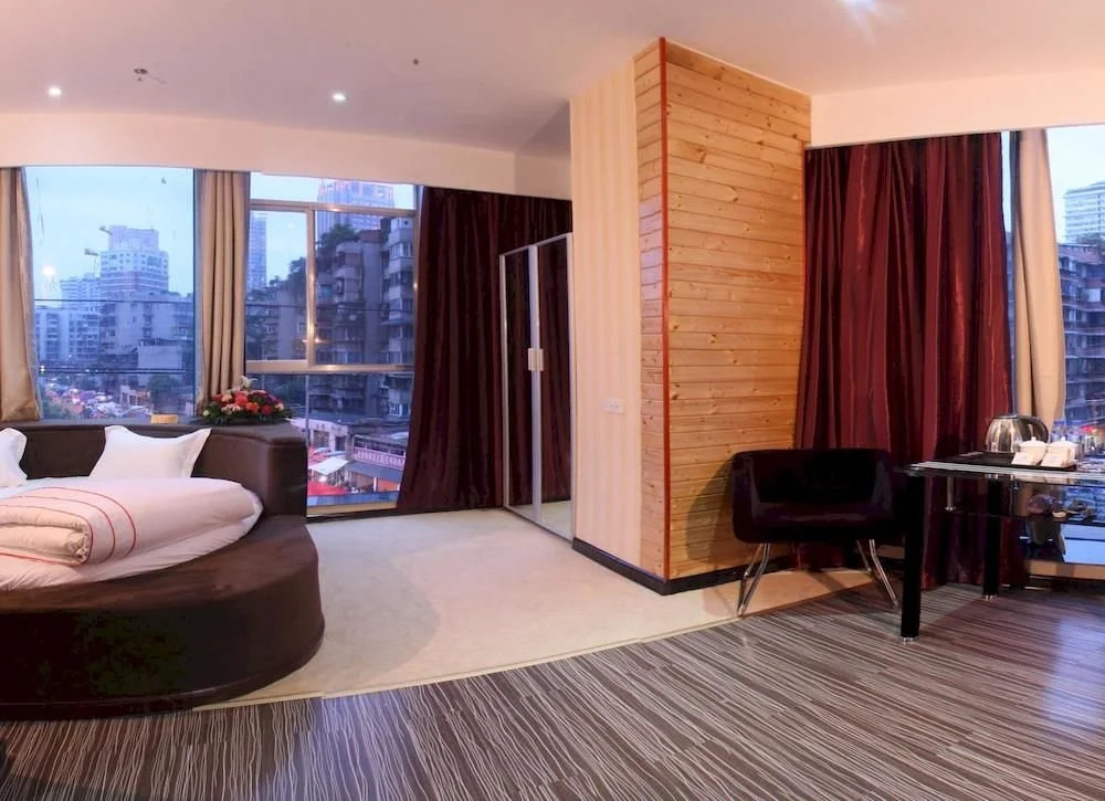 Yajiaxin Hotel