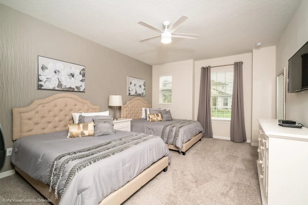5 BD 4.5 BH With Game Room and Spa
