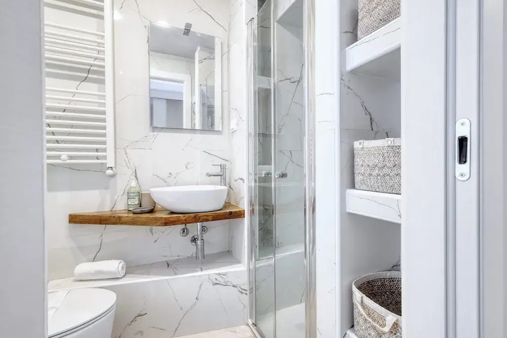 JOIVY Modern City Centre Flat