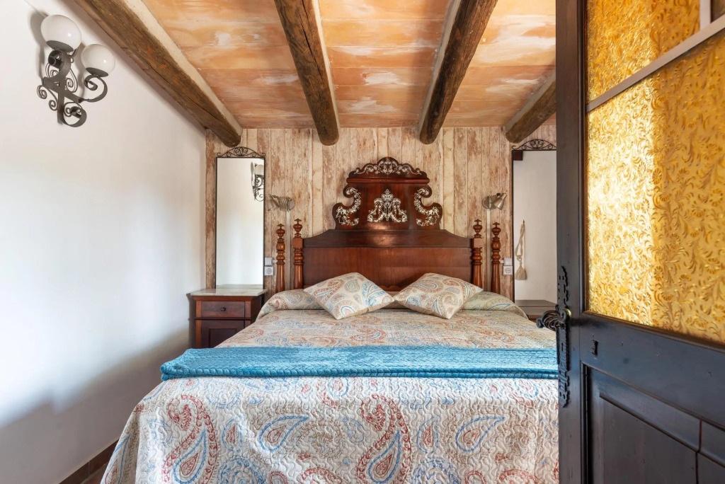 SA CASETA (CA N'ANDREU) - Fantastic country house with private pool and free WiFi.