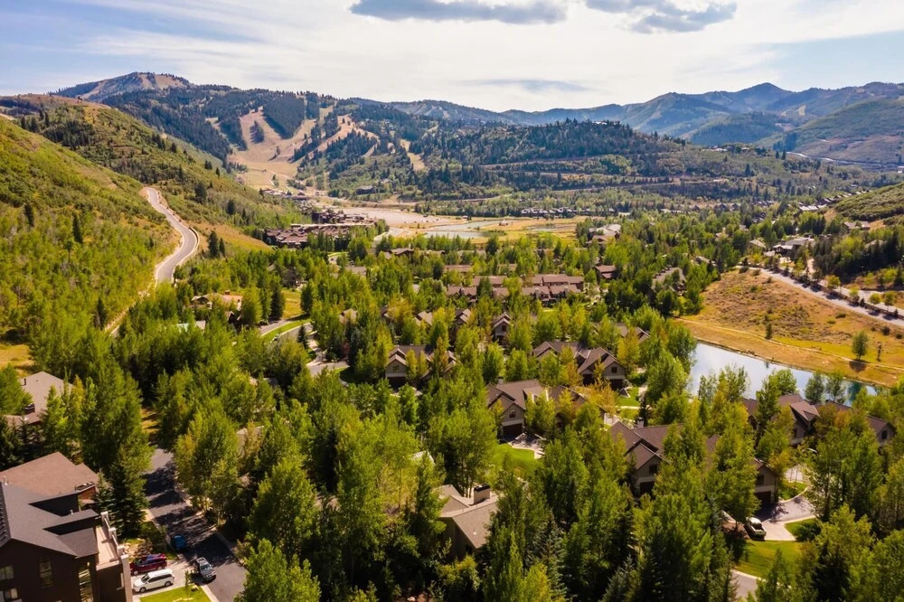 5-minutes From Deer Valley Resort w Hot Tub