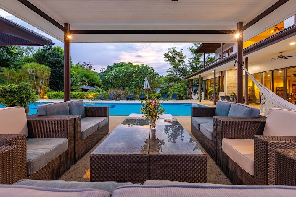 Large 6 Bed Luxury Villa on the Golf Course (PHJ)