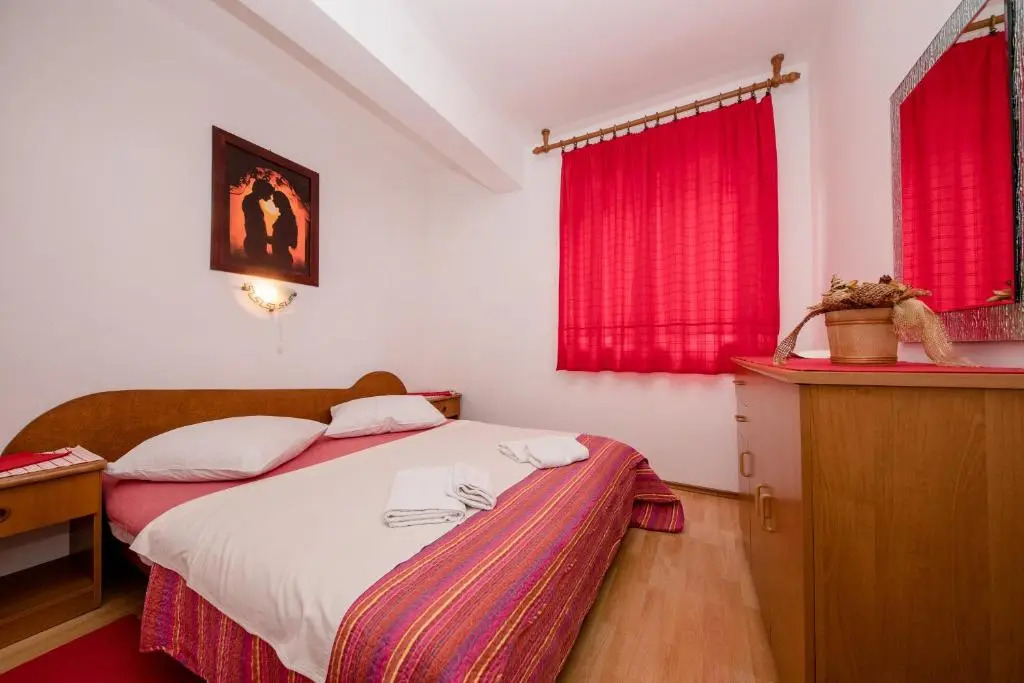 Apartments Šćerbe 3103