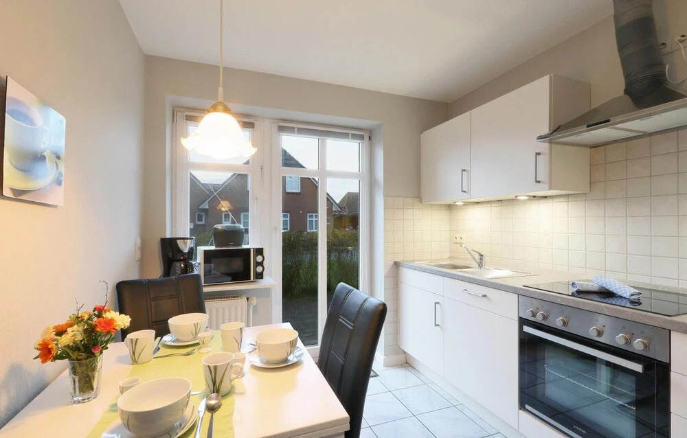 Beautiful Home in Dagebüll With 2 Bedrooms and Wifi