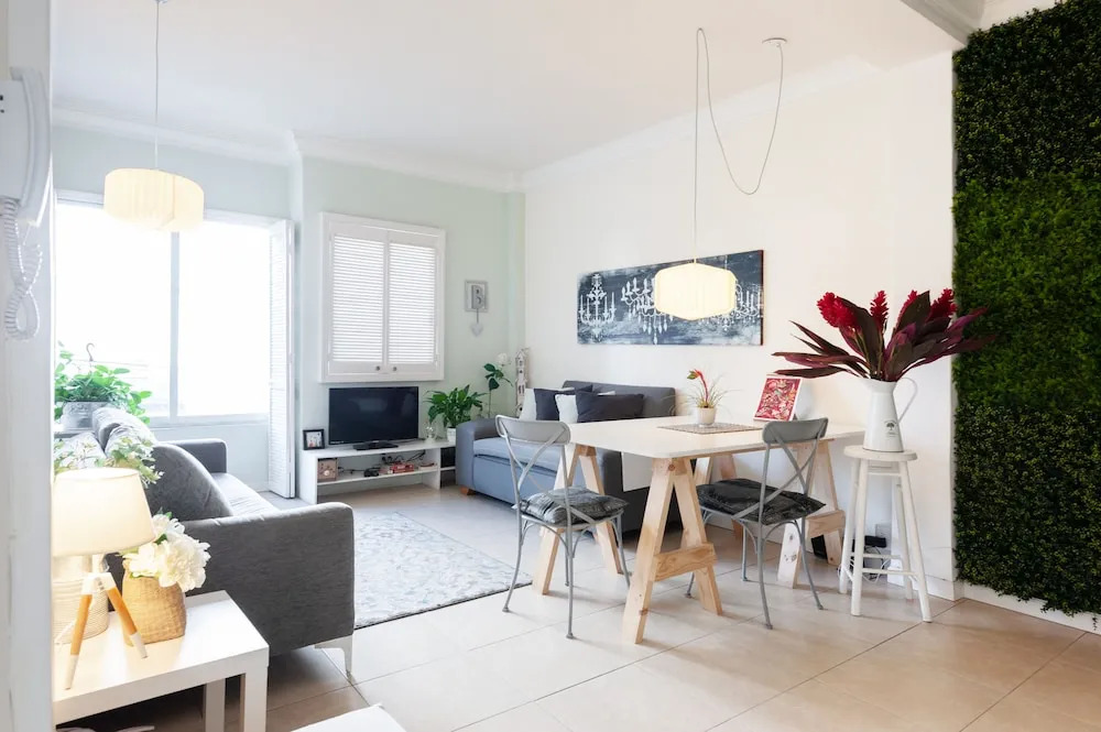Cozy Vintage Flat