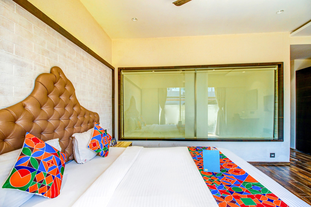 FabHotel Supreme Grande