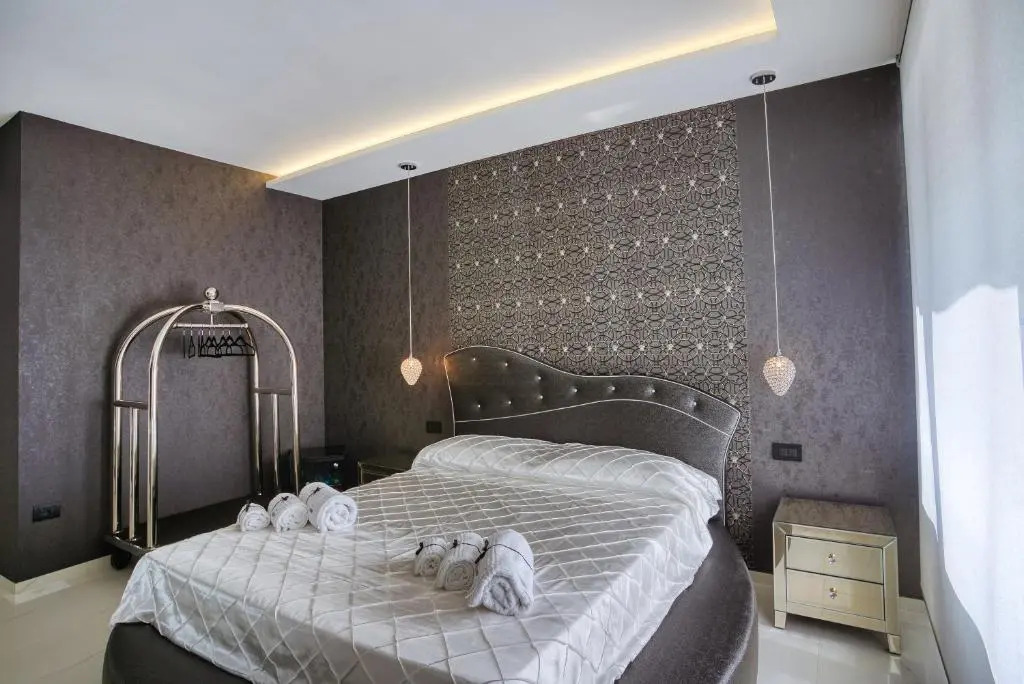Distinto Suite & Rooms
