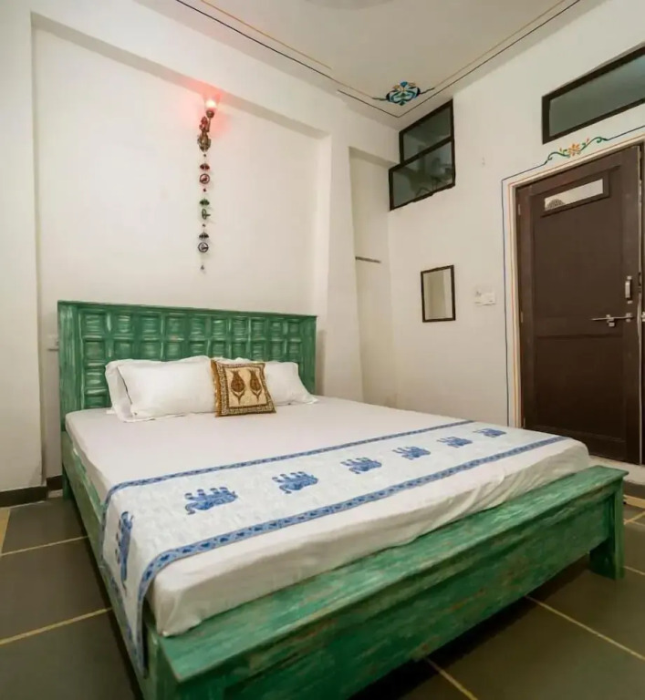 Soham Haveli - A Lake Facing Stay in Udaipur