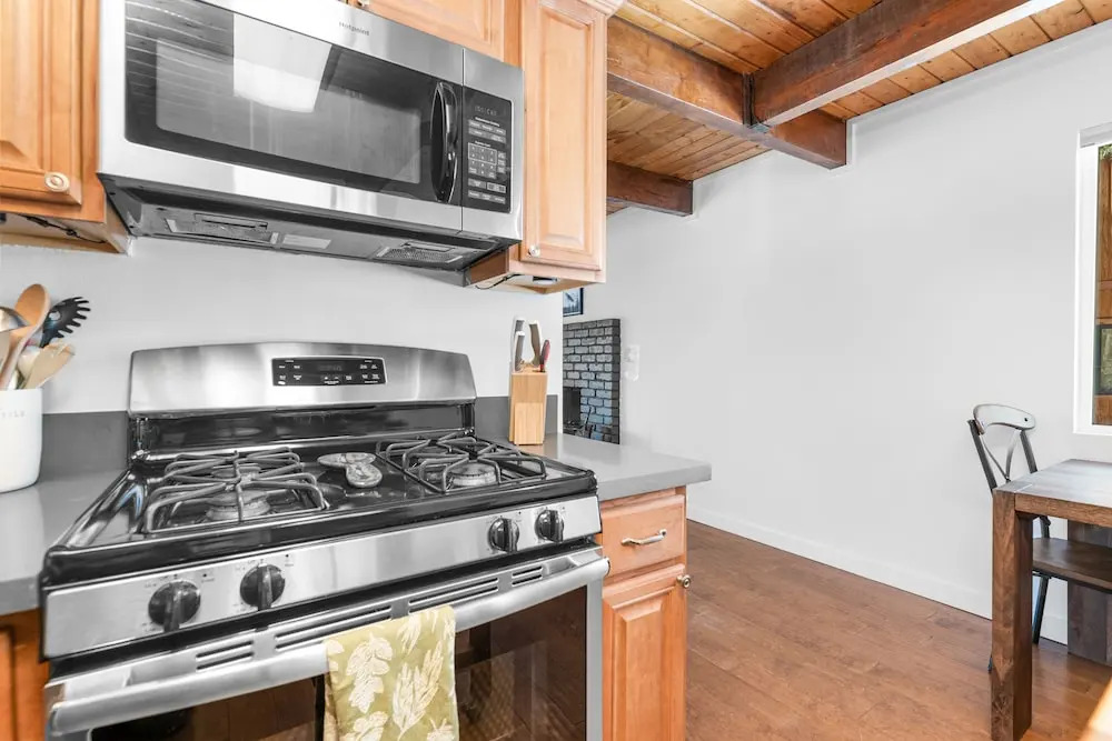 Wolf Haus - Modern Aesthetics Meet Mountain Charm In This Gorgeous Two-story Home 2 Bedroom Home
