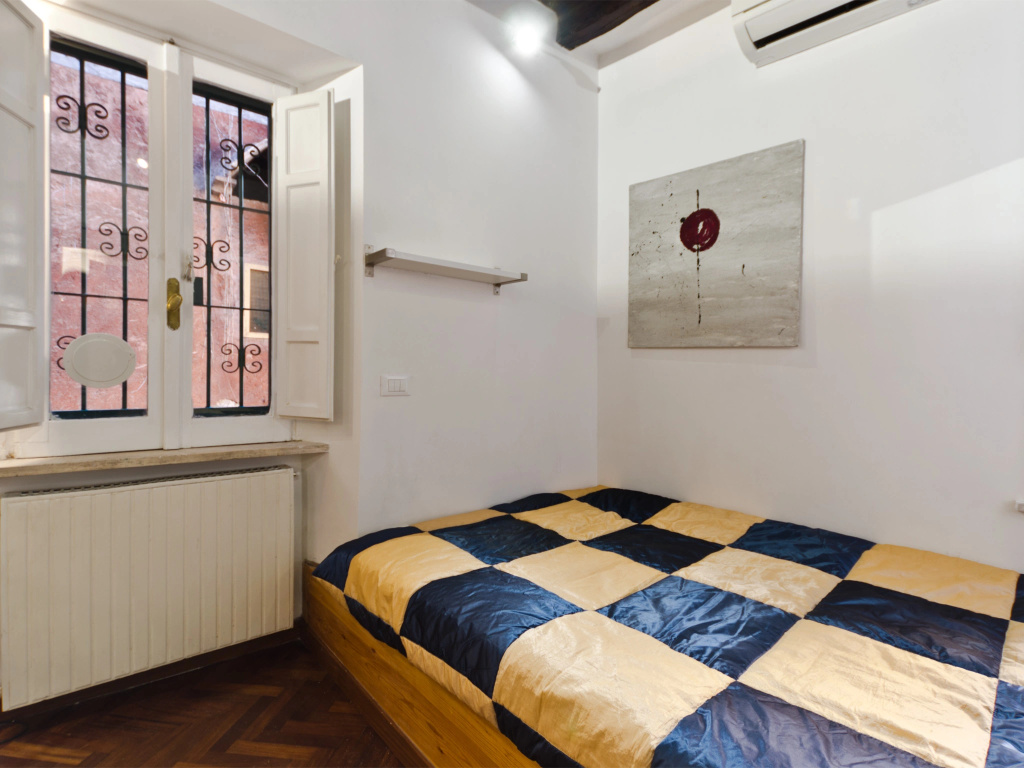 Vicolo del Piede 31 - Trastevere