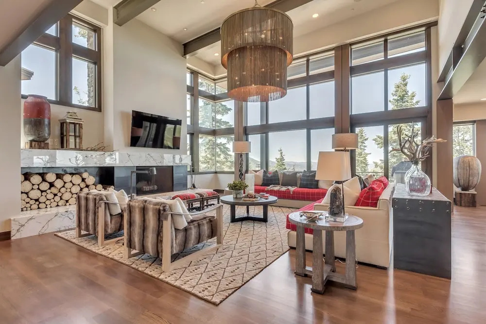 Stunning 6-bedroom Chalet in Heart of Park City 6 Home by Redawning