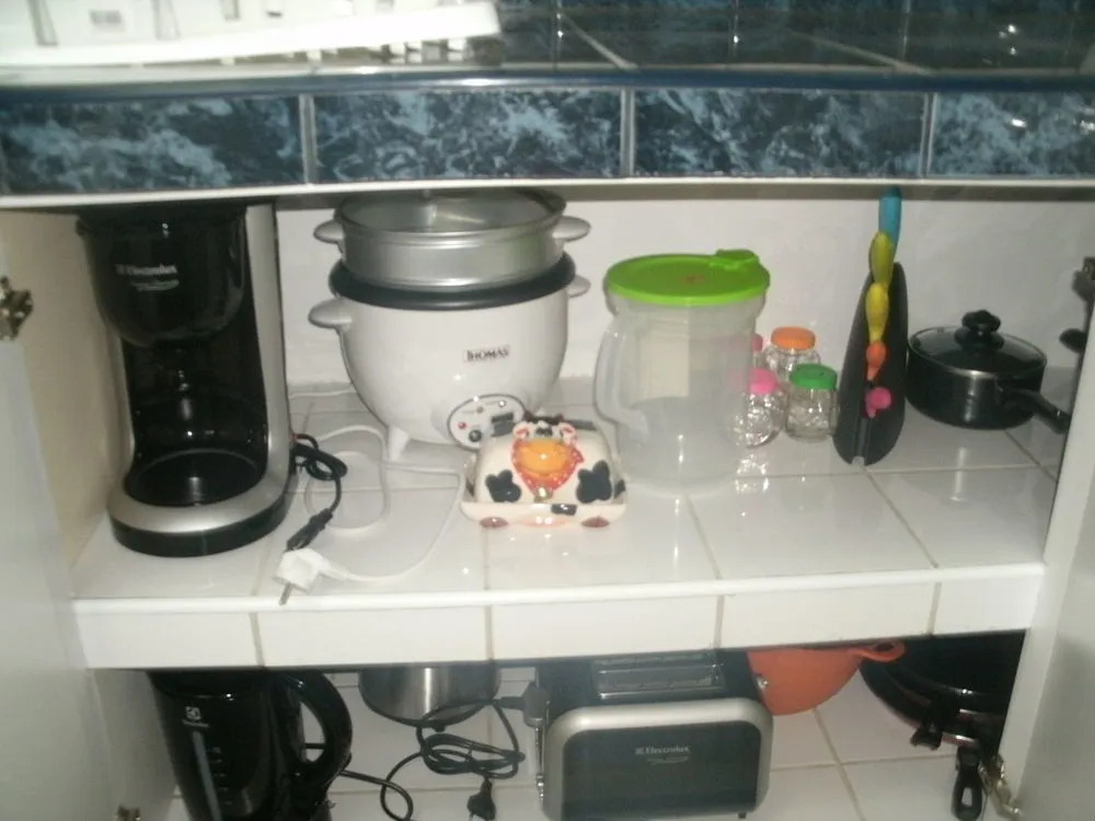 Angelicas House 2BR Near Airport Terrace WiFi