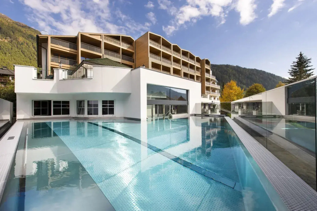 Falkensteiner Hotel Falkensteinerhof l 4 Star Superior
