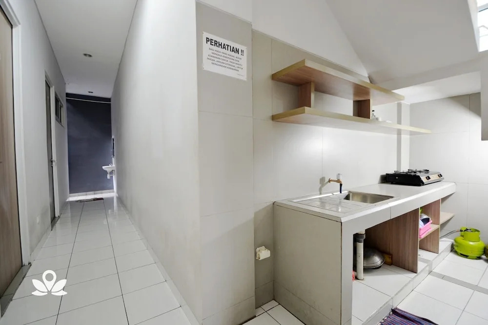 ZEN Rooms Karet Pedurenan