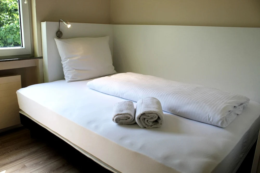 Bendorf Hotel by Belvilla Double Room With Balcony