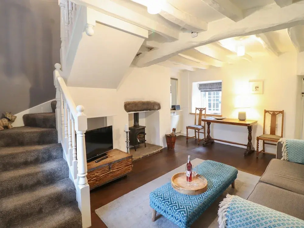 3 Ivy Court