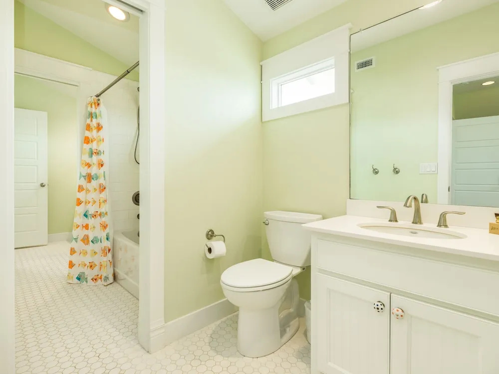 3588 Mackerel Way Home 6 Bedrooms Bathroom Home