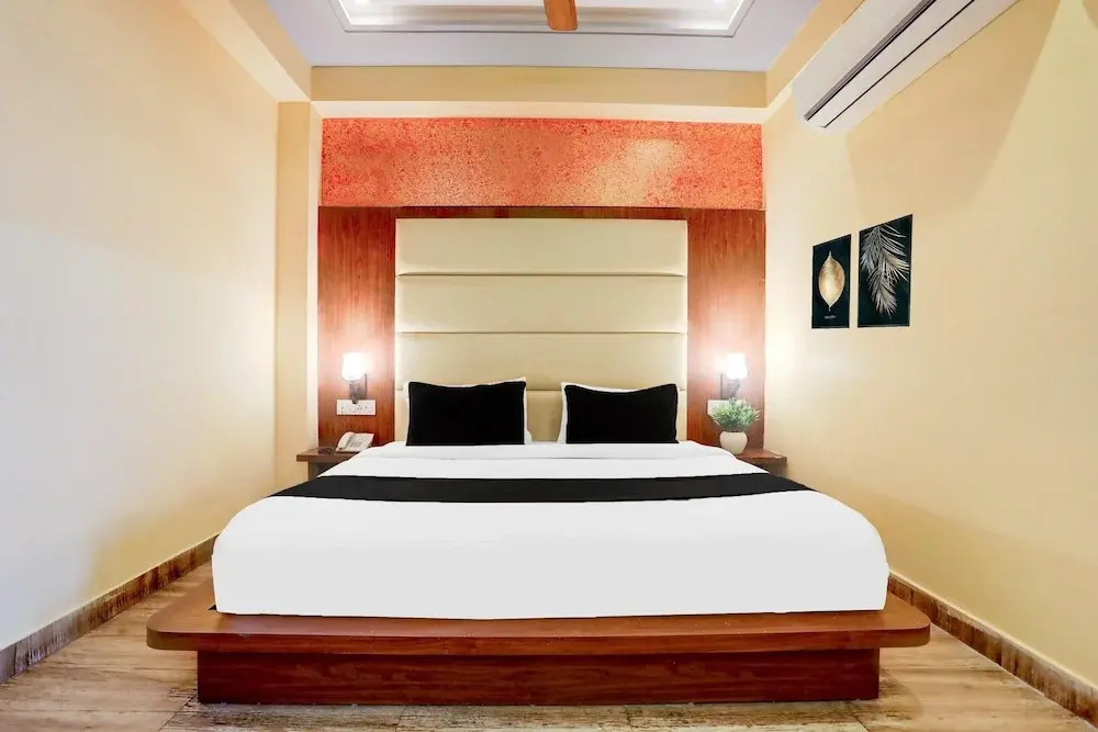 Luxury Stays at Mussorie Foothills