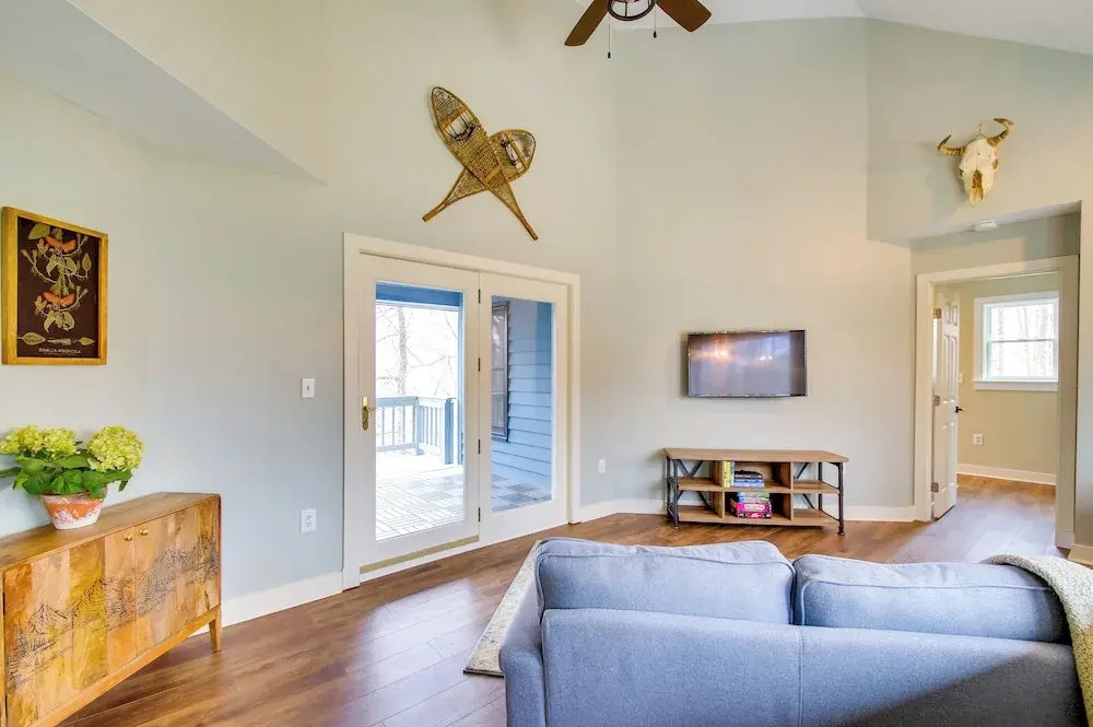 Modern Nellysford Getaway on 40 Private Acres