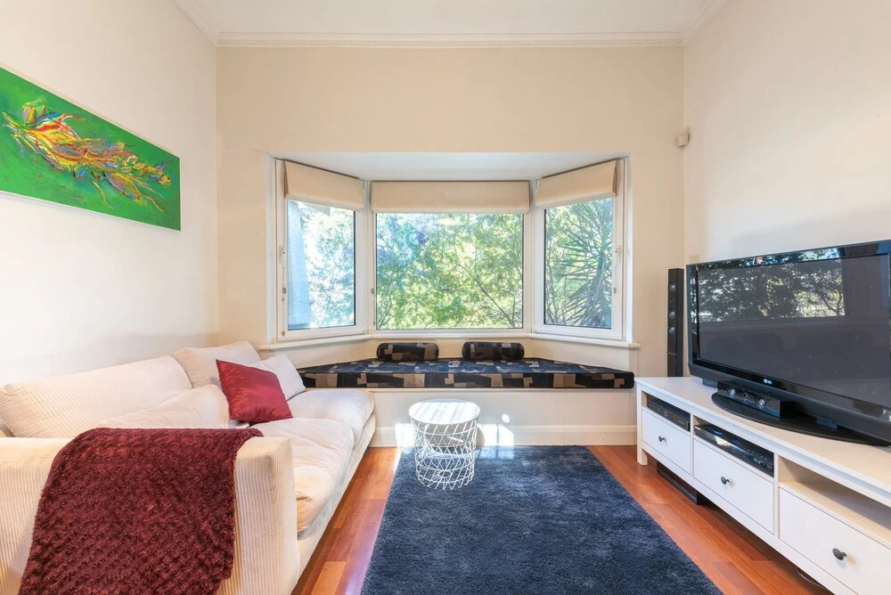 Gorgeous family retreat next to the CBD