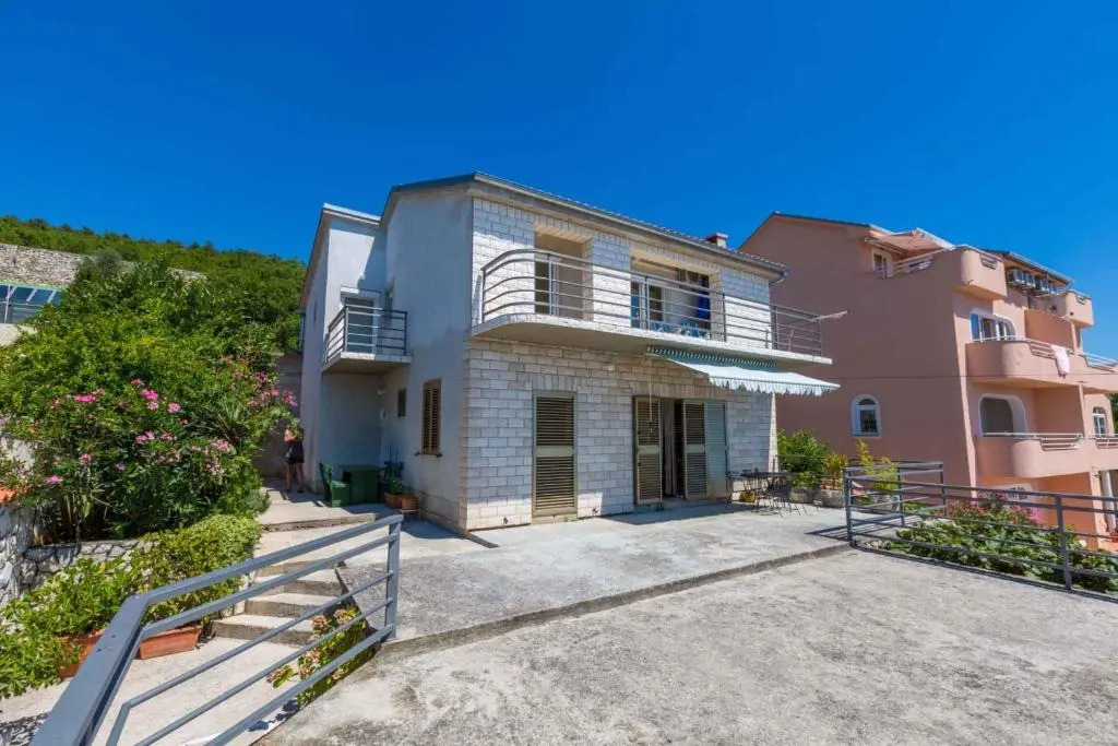 Apartment in Dramalj 39040