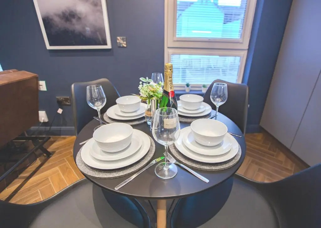 Yellow Hive Boutique Stay Apt 2 (Adults Only)