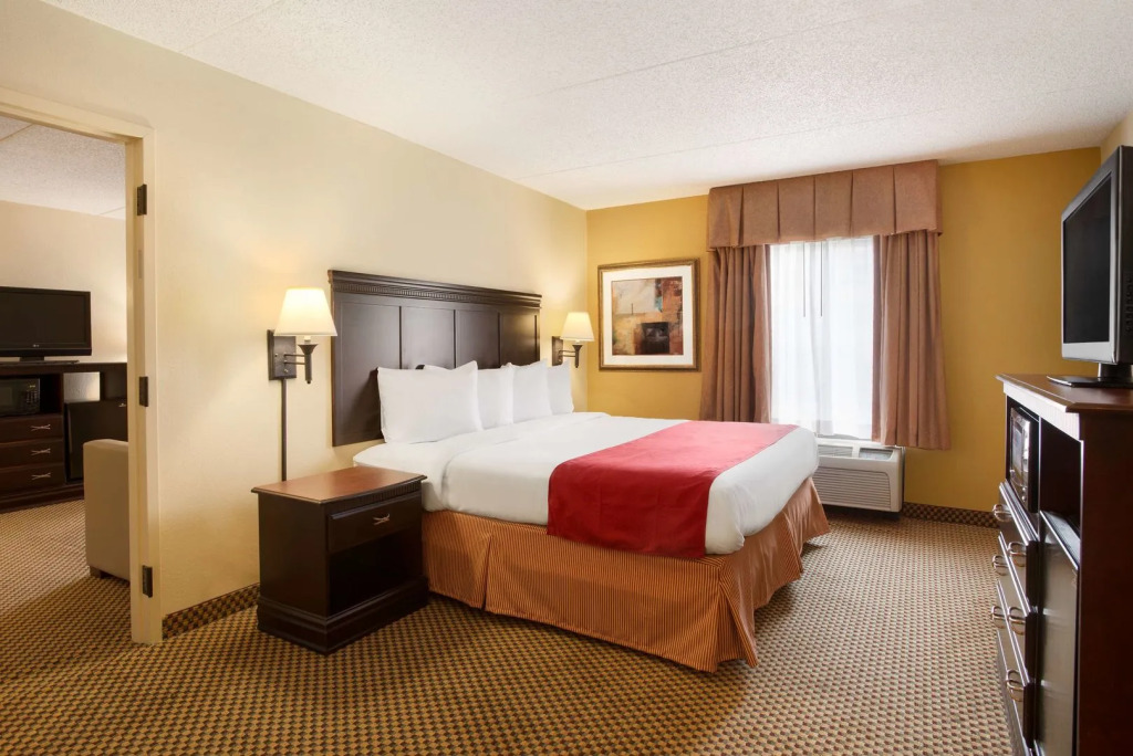 Wingate by Wyndham Jacksonville FL