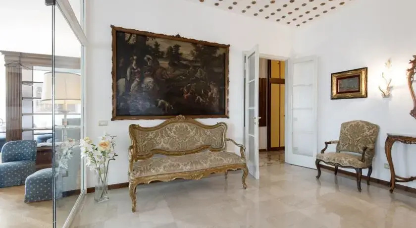 Repubblica Luxury at 15th Floor