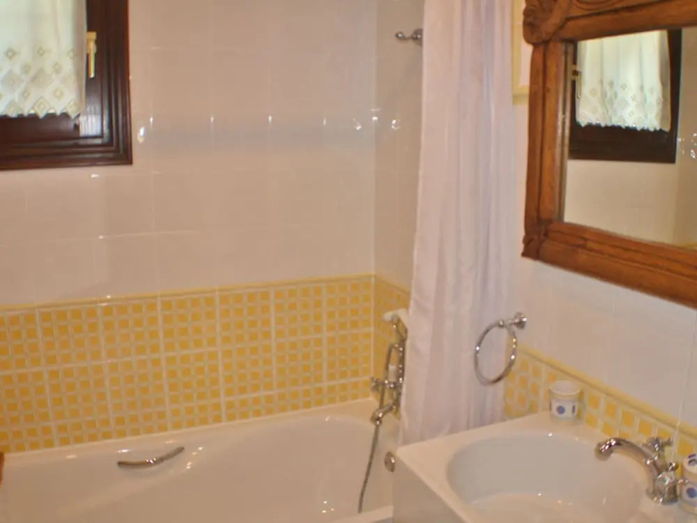 Captivating Villa in El Vendrell With Swimming Pool