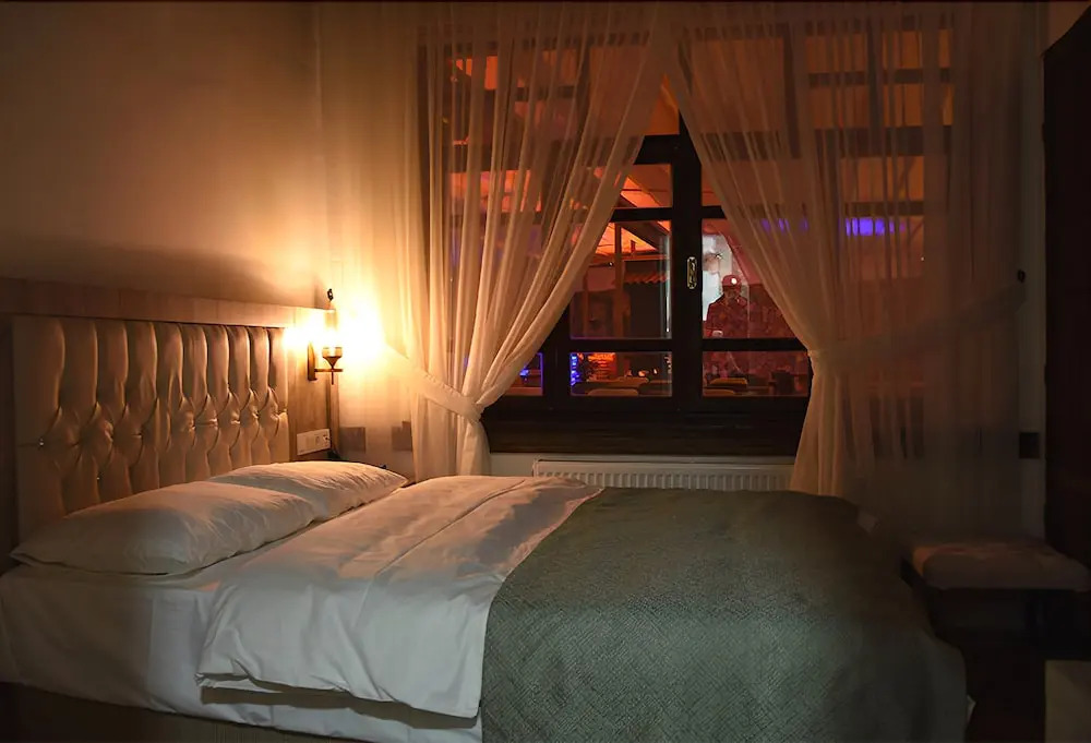 Ruby Hotel