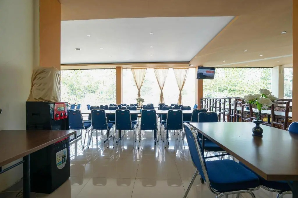 OYO 1727 Hotel 929