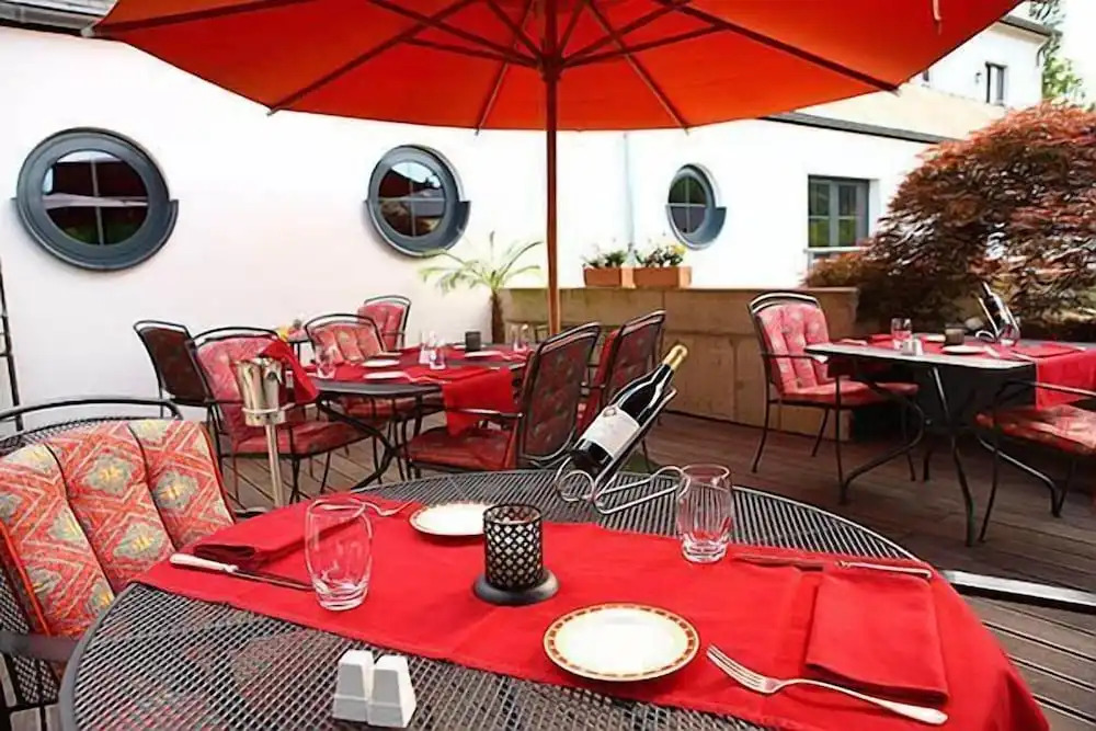 Hotel - Restaurant DAHM