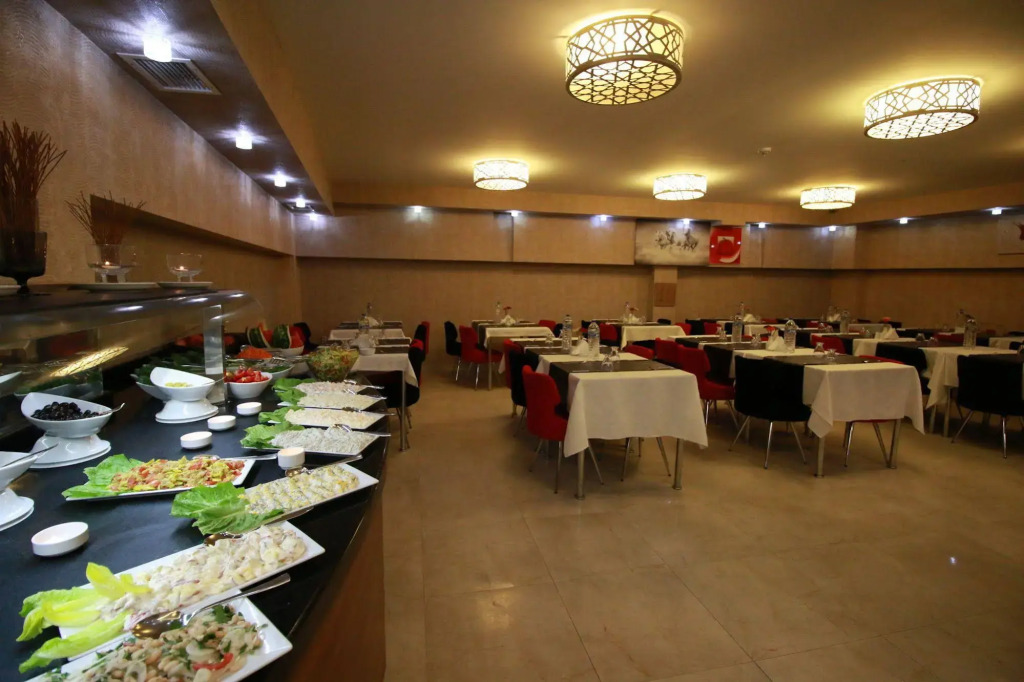 Business Han Hotel