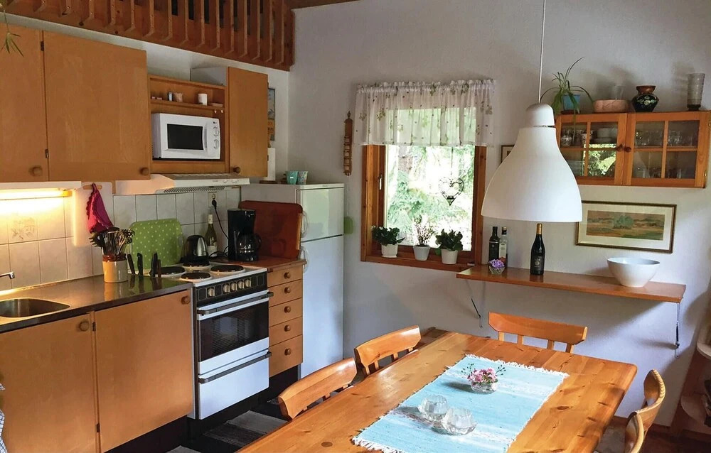 Beautiful Home in Yngsjö With 3 Bedrooms and Wifi