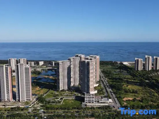 Jifeng Seaview Light Residence (Shili Silver Beach, Hailing Island, Yangjiang)