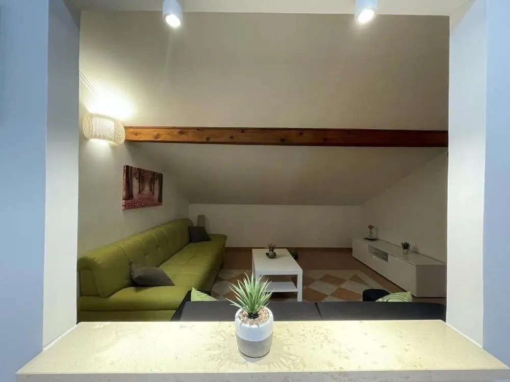 Aparment More