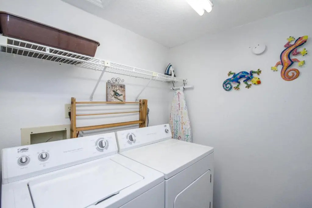 207 Beach Place Condos