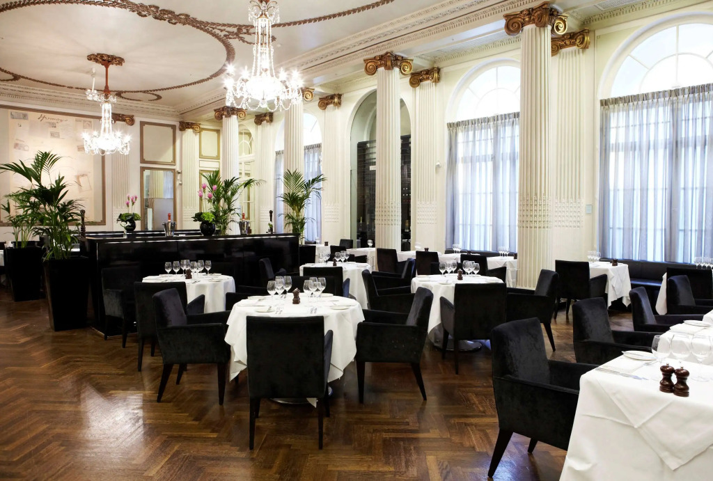 The Waldorf Hilton
