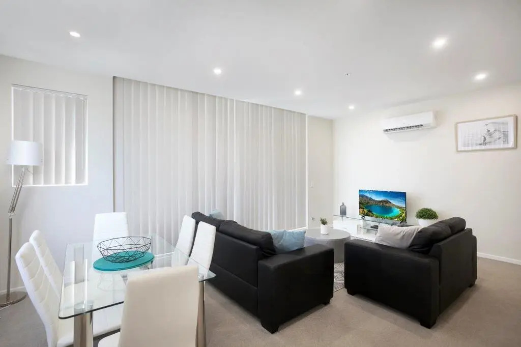 Wollongong CBD Ocean View Apartment