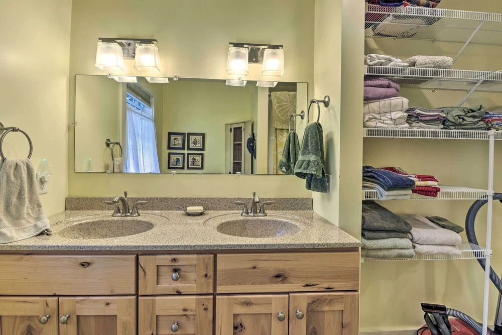 Sunny Morristown Home - Walk to Restaurants!