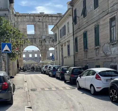 Snjezana Colosseum