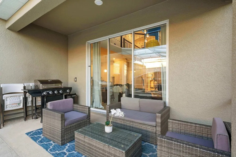 581 Epic Family Villa near Disney with Private Pool & Game Room