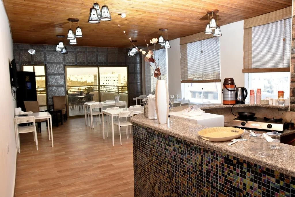 Al Bateel Hotel Apartments
