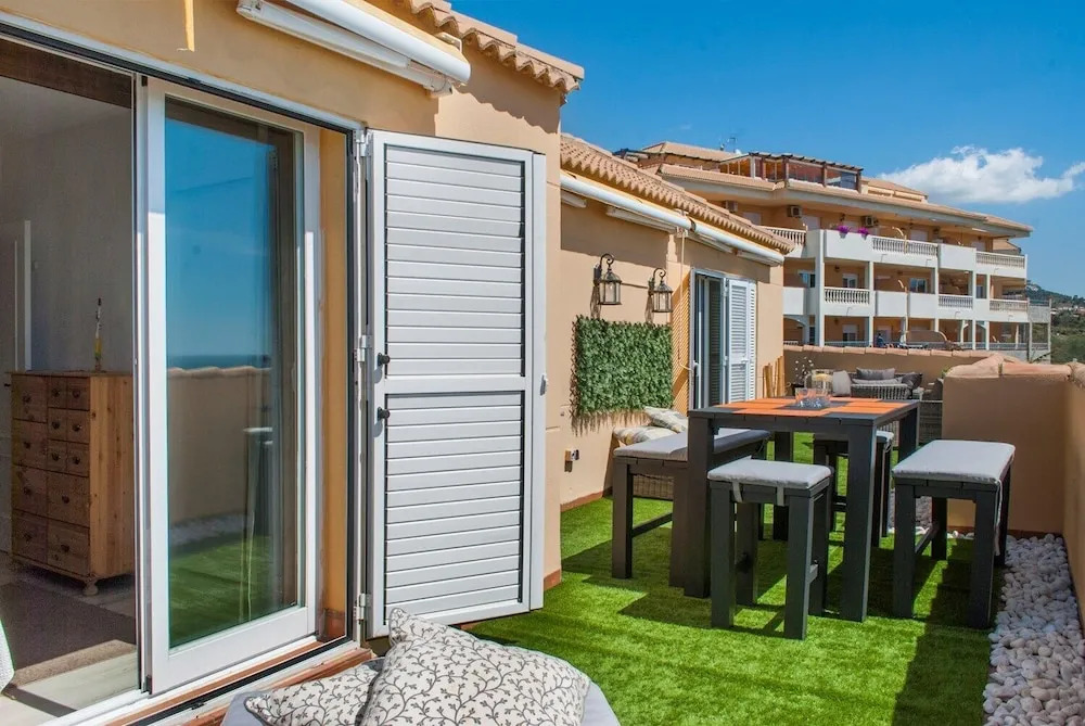 Wonderful Penthouse with Sea View Ref 112