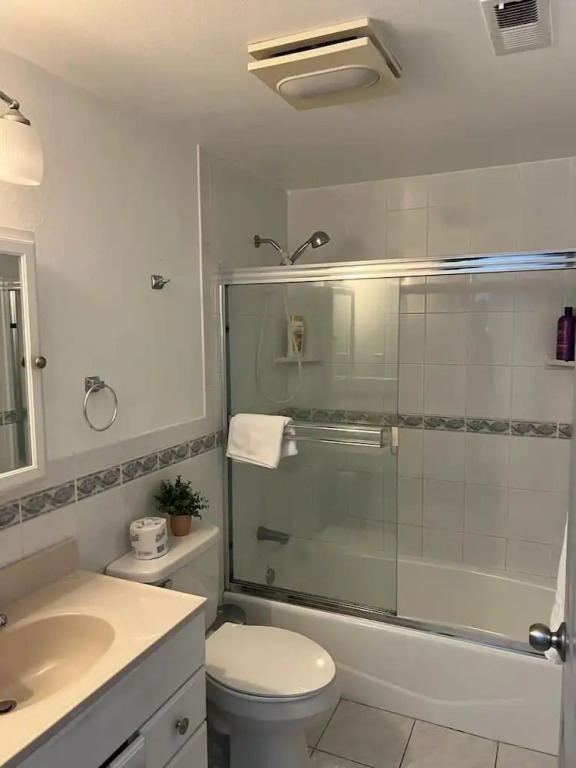 Cozy and Affordable Homes in Santa Ana