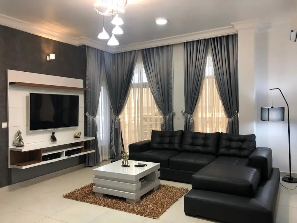 De-Golden Quest Apartment