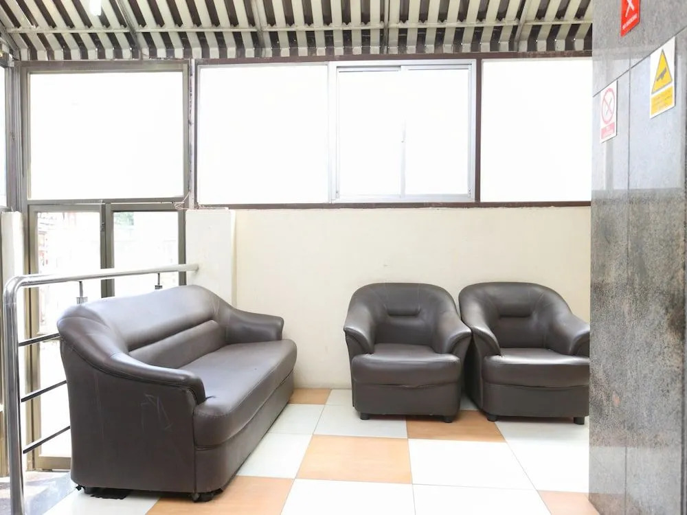 Oyo 13424 Hotel Anushka