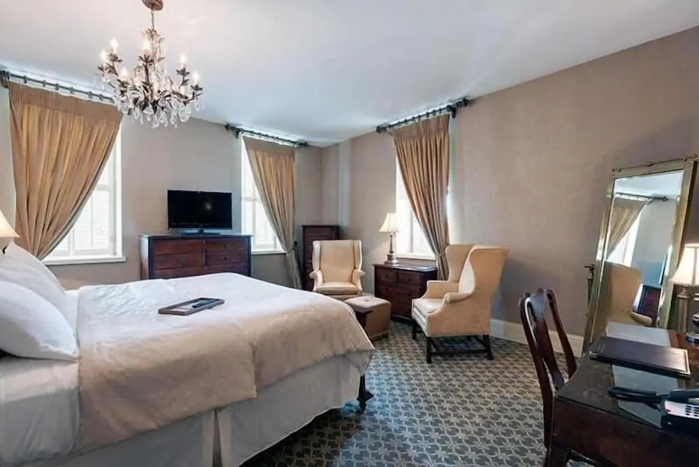 Nicollet Island Inn