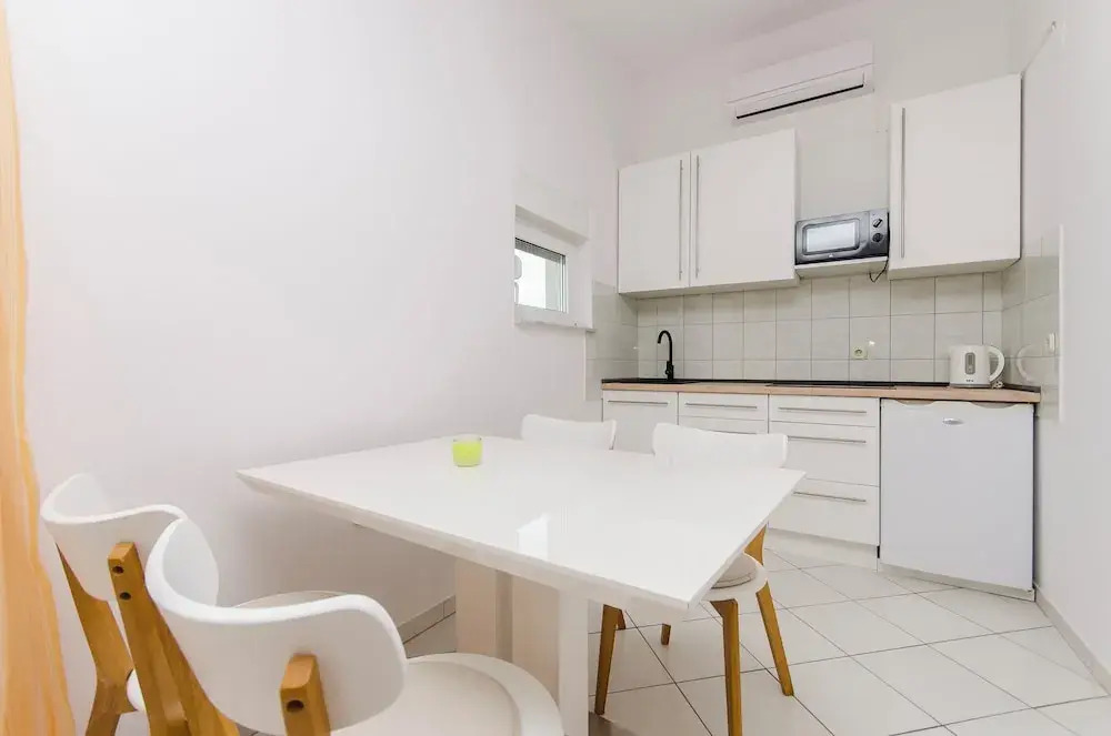 Apartments Ivan